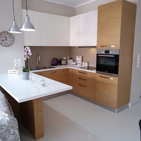 Apartment Konstantina Near The